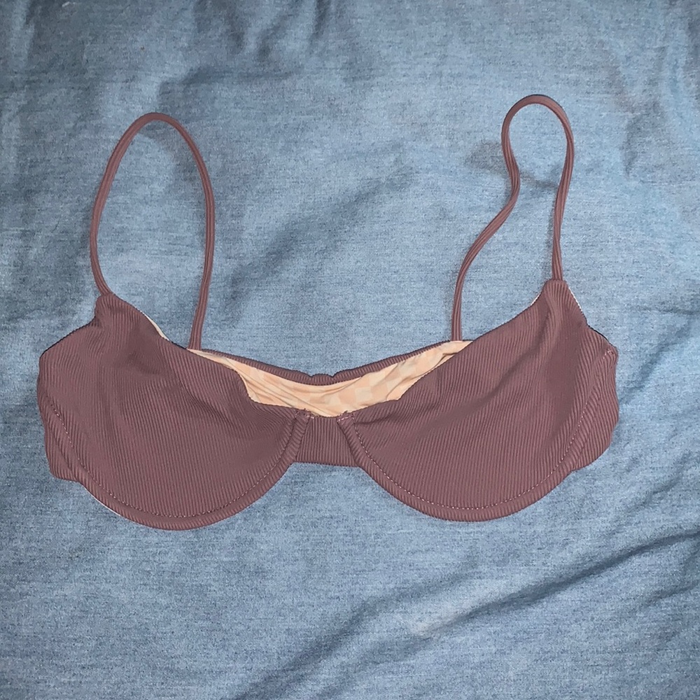 MAI Classic Ribbed Swim Top